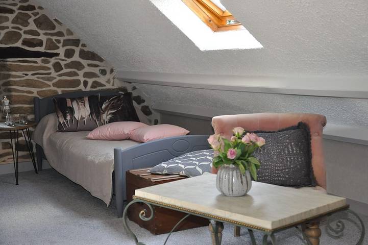 Location de vacances pour 5 personnes, avec jardin et balcon à Langonnet - 4