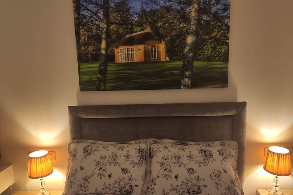 5* Centrally located Luxury Detached Home in Newry in Newry, Grafschaft Armagh