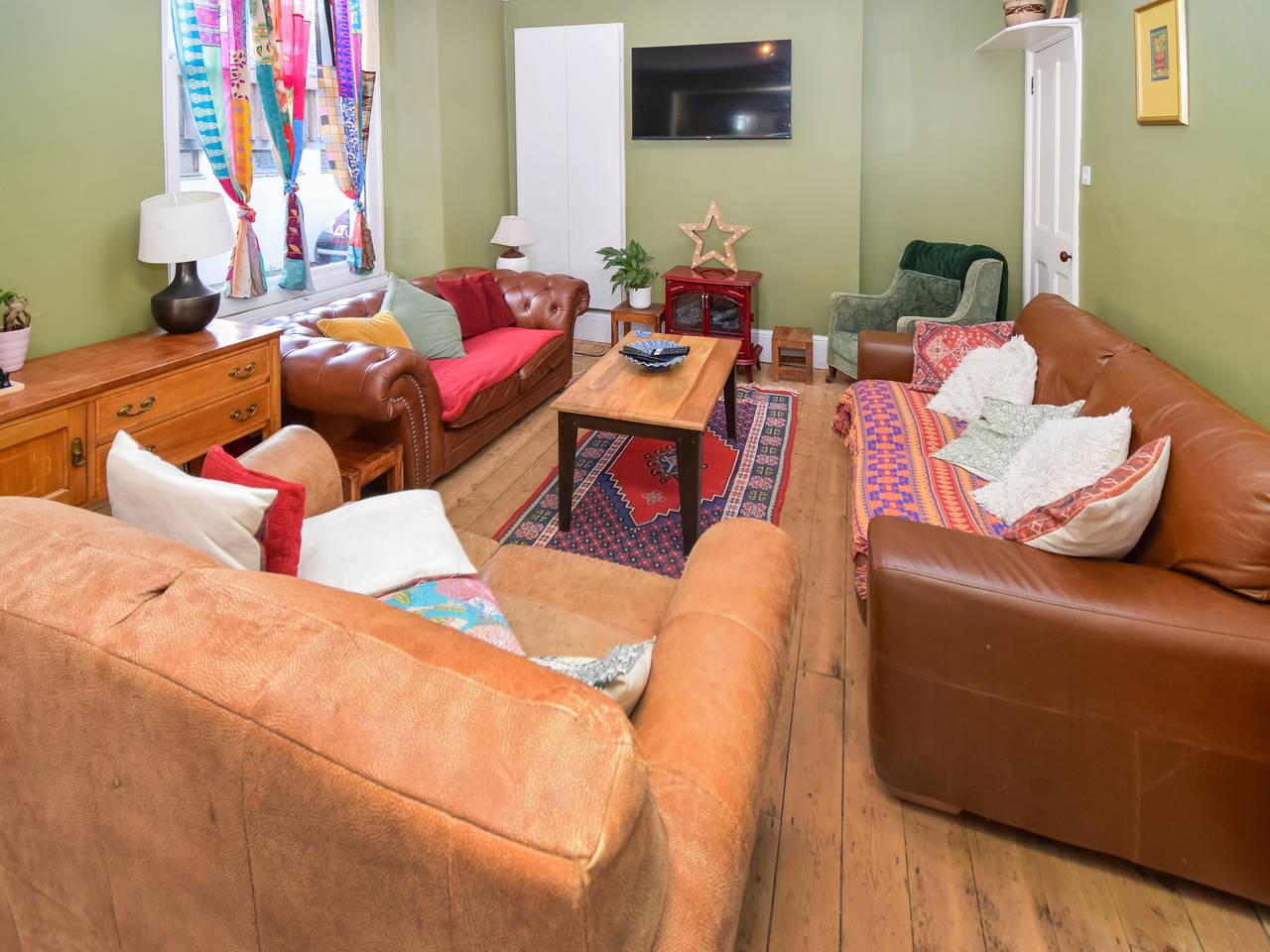 Holiday Rental for 16 People in Arnside, Cumbria