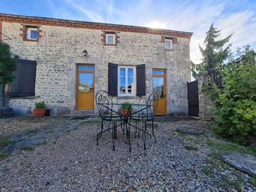Gîte pour 4 Personnes dans Pithiviers-le-Vieil, Région de Pithiviers, Photo 1
