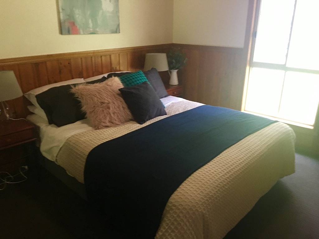 Holiday Home for 6 People in Halls Gap, Shire of Northern Grampians