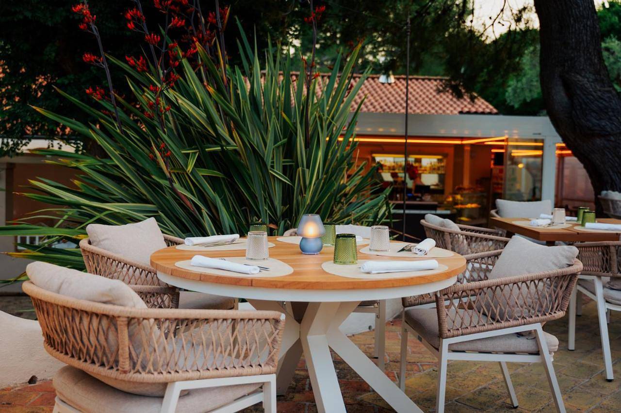 Green Garden Village con piscina, spiaggia riservata e parcheggio in Sirolo, Riviera del Conero