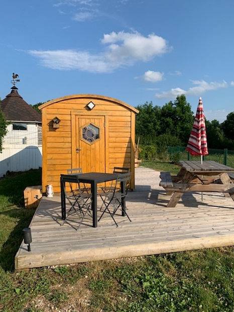 Gîte pour 4 personnes, avec jardin à Charmes - 4