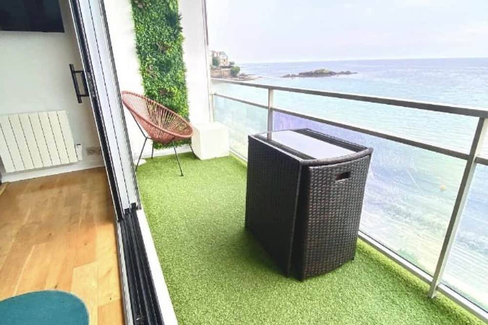 Entire apartment, 1 Bedroom Apartment in Concarneau in Concarneau, Quimper region