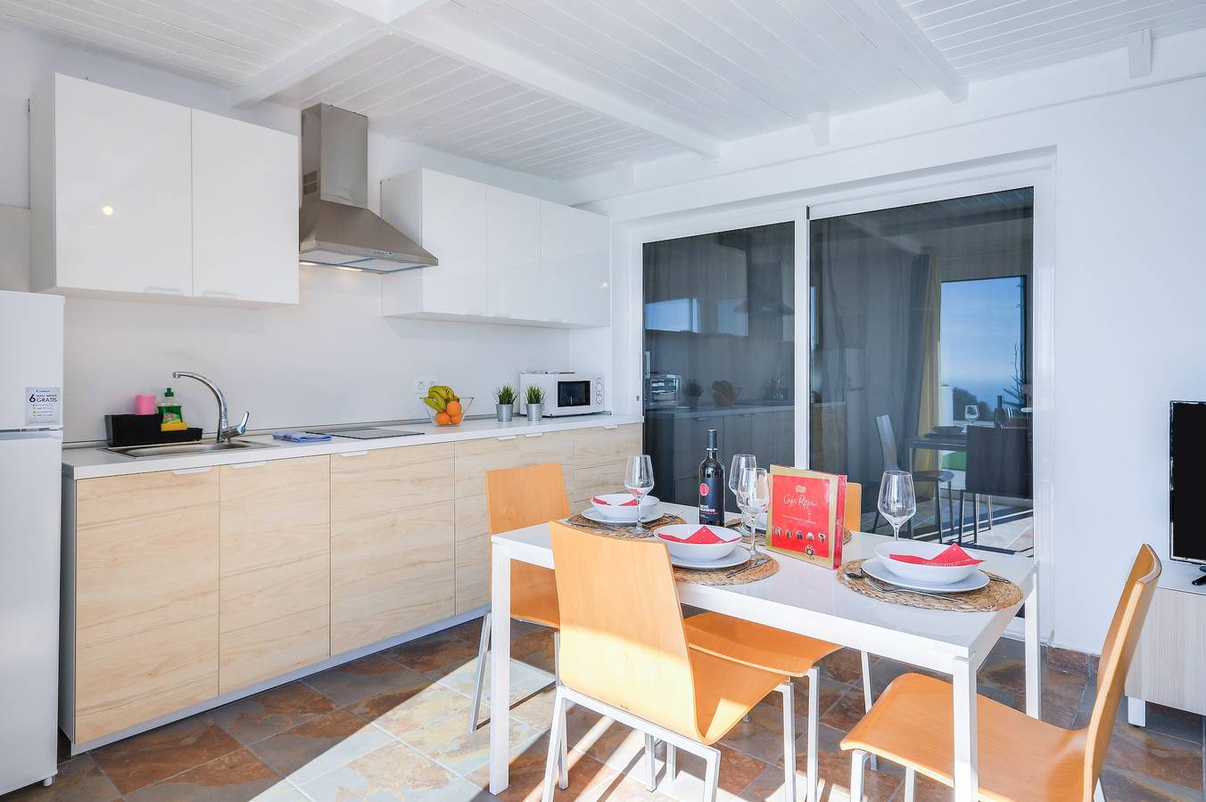 Vakantieappartement "Casa Amanecer 3" met zeezicht, bergzicht, zwembad en terras, foto 7