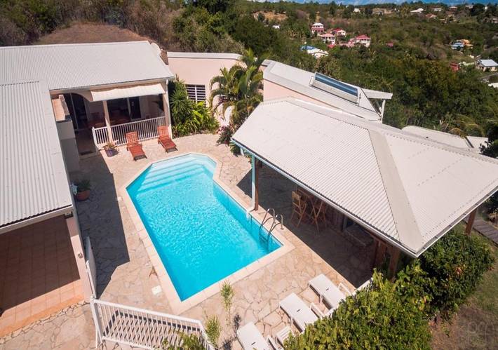 Ferienhaus für 10 Personen, mit Ausblick und Pool sowie Garten, mit Haustier - 1
