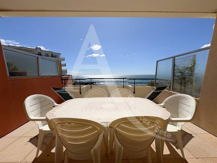 Gîte pour 6 personnes, avec terrasse dans Plage Lazaret - 2