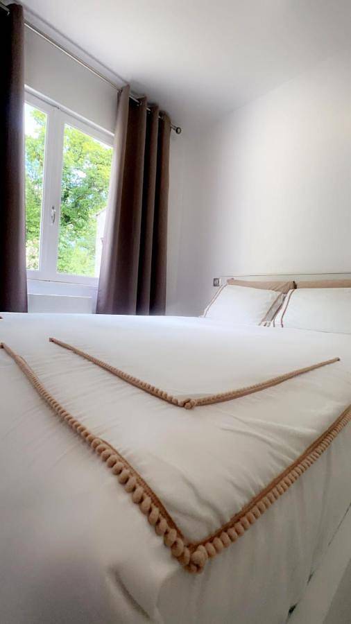 Location de vacances pour 3 personnes, avec jardin à Le Perray-en-Yvelines