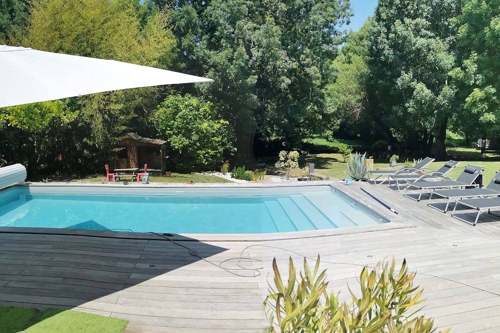 Villa Whaou! 5*, heated pool, jacuzzi. in Semussac, Saintes und Umgebung