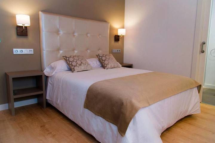 Casa de huéspuedes para 5 personas, con Balcón además de Terraza y Vistas en Segovia