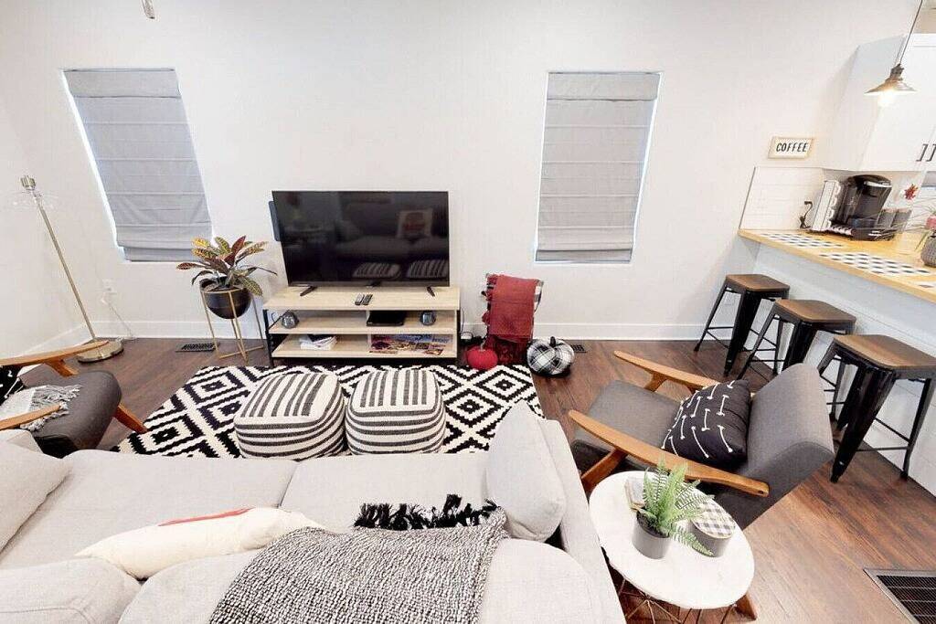 Delano Delight - Neu renoviert - Für bis zu 8 Personen in Wichita, Kansas