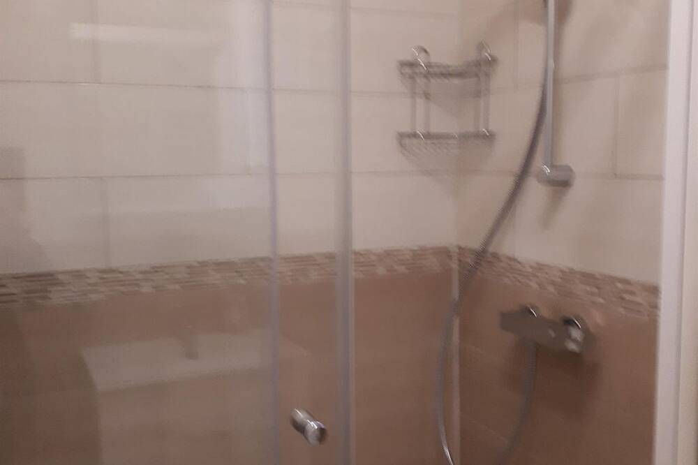 Ganze Wohnung, Ferienappartments Felia Glücksklee - Appartement 4, Erdgeschoß, Terrasse in Bad Sobernheim, Landkreis Bad Kreuznach