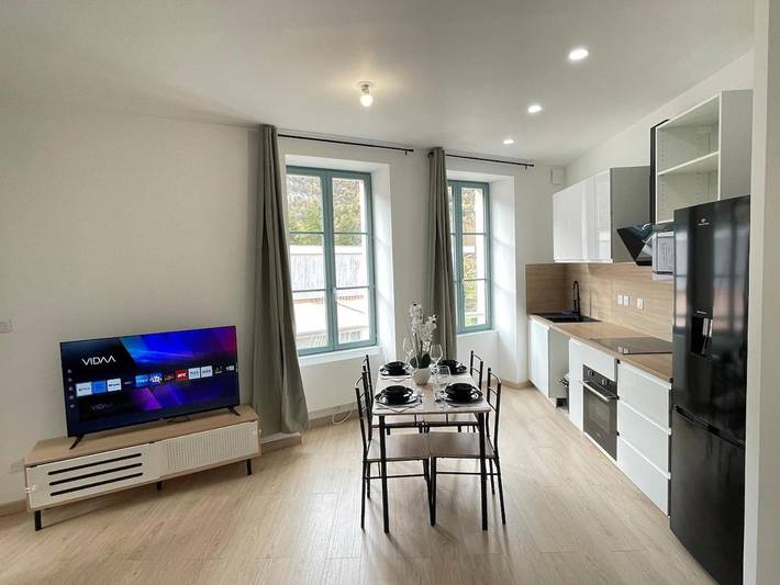 Gîte pour 5 personnes, avec vue dans Lac de Nantua - 2