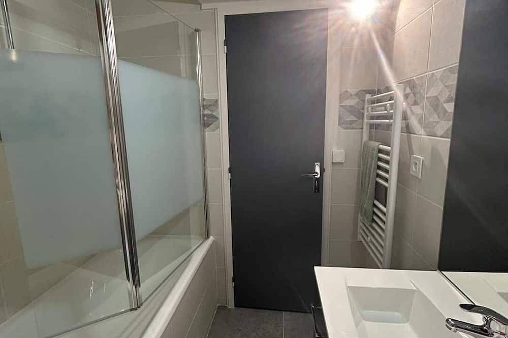 Entire apartment, Appartement pour acceuilir 4 vacanciers in Mouthe-Lac et Mont d’Or, Doubs