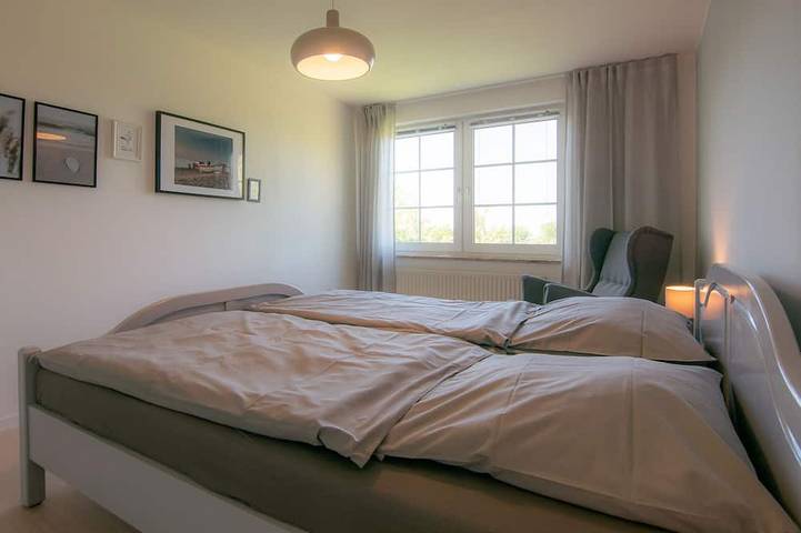 Ganze Wohnung, Großzügige Ferienwohnung mit Terrasse und Garten in Stinteck, Westerdeichstrich