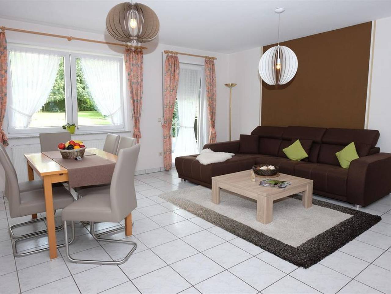 Ganze Ferienwohnung, Landgasthaus u. Ferienhof Hoffmann in Kruchten, Eifelkreis Bitburg-Prüm