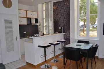Gîte pour 5 personnes, avec jardin et jacuzzi dans Plage de la Concurrence