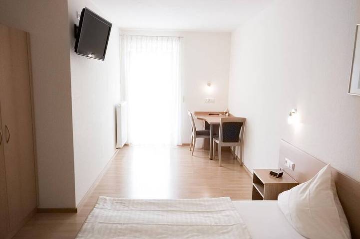 Ferienwohnung für 2 Personen in Landau - 3