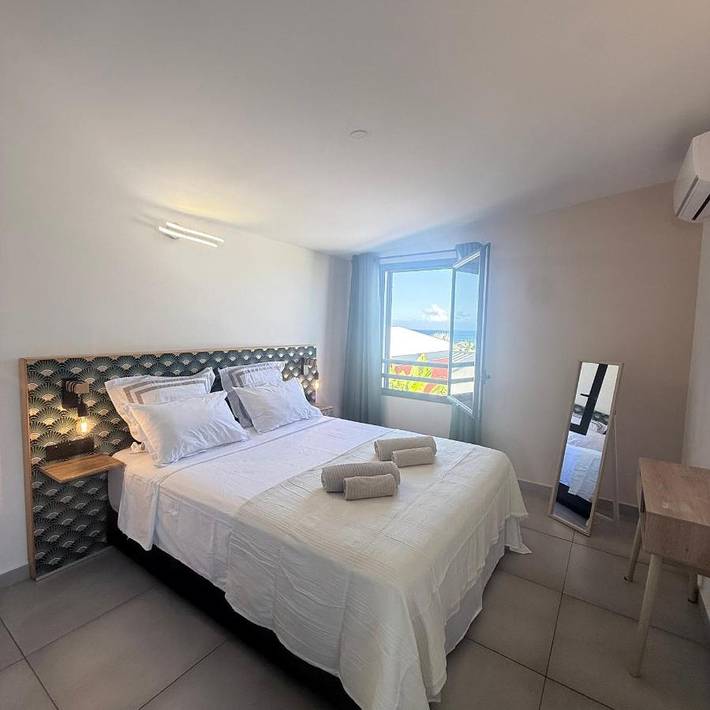 Location de vacances pour 6 personnes, avec piscine et terrasse dans Plage de Saint-Leu - 4