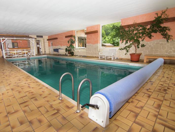 Ferienwohnung für 3 Personen, mit Balkon und Terrasse sowie Garten und Pool in Ruhpolding - 2