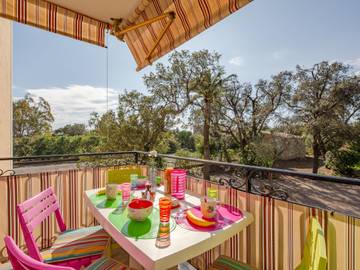 Gîte pour 4 personnes, avec balcon et jardin, animaux acceptés dans Saint-Aygulf