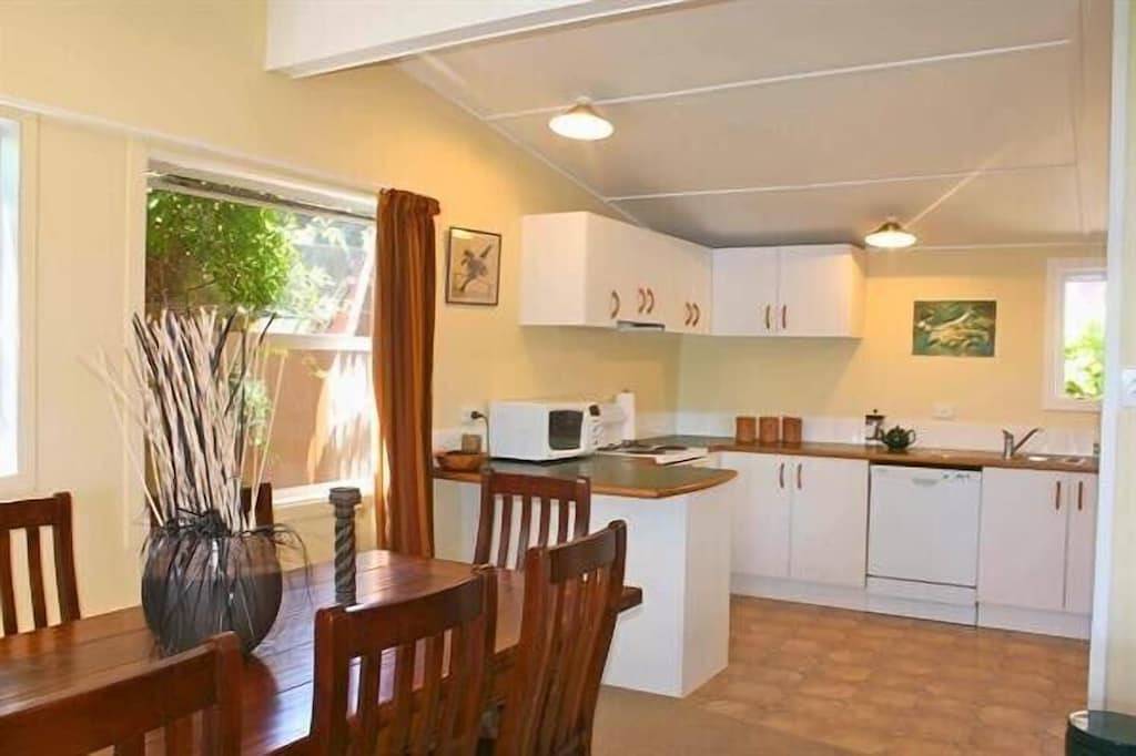 Moeroa - Wharewaka Holiday Home in Taupo, Taupo District