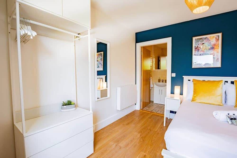Ganze Wohnung, Stadtzentrum. Executive Apartment mit 1 Schlafzimmer und Aussicht in Eyre Square, Galway