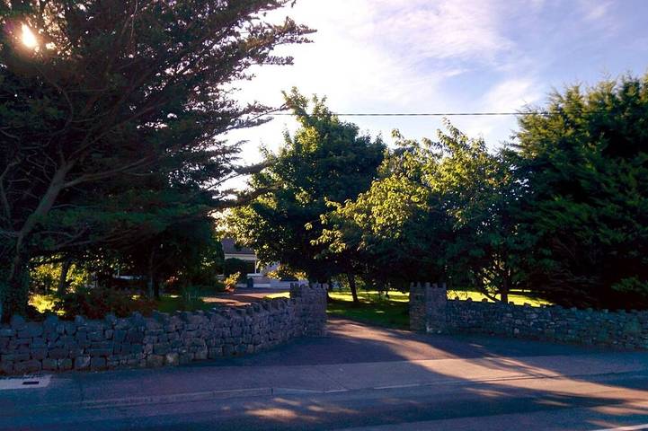 Holiday rental for 4 people, with terrace and garden in County Galway