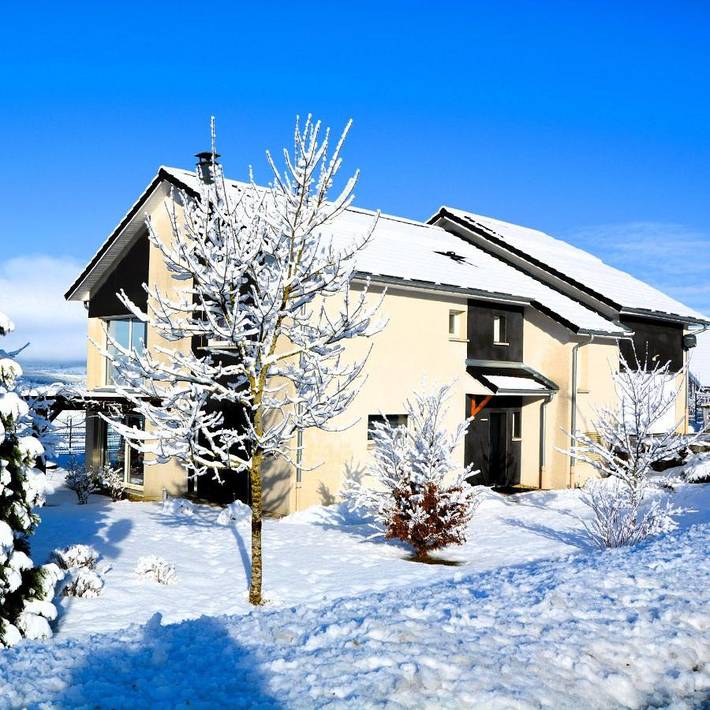 Villa pour 8 personnes, avec jardin et jacuzzi