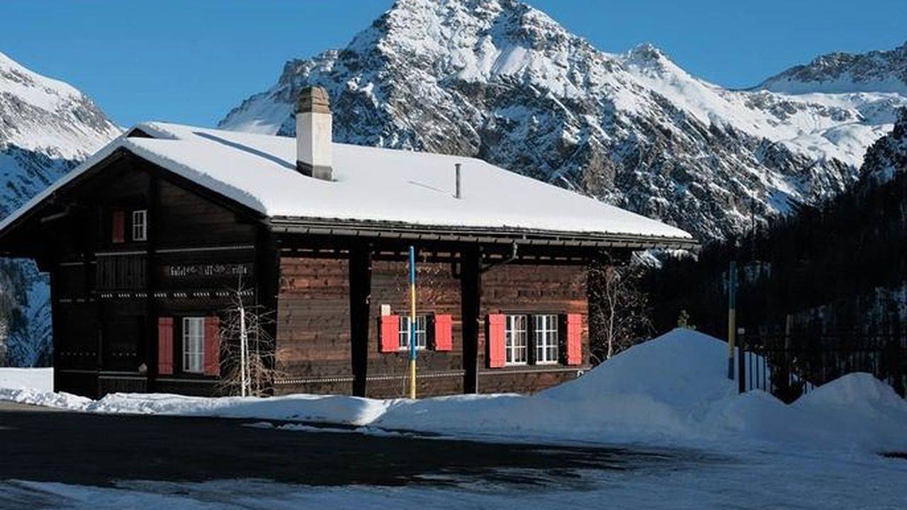 Entire holiday apartment, Holiday apartment for 4 people with balcony in Arosa, Plessur alps