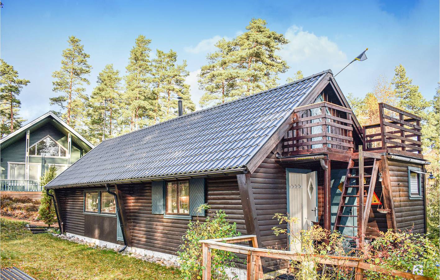 Hus för 6 Personer, med terass samt trädgård och bastu