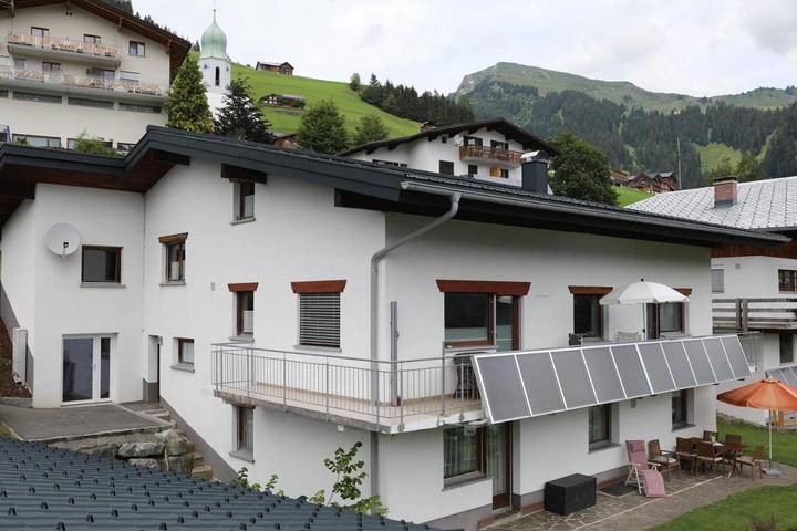 Ferienwohnung für 5 Personen, mit Garten und Ausblick, kinderfreundlich in Fontanella