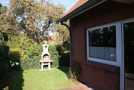 Ferienwohnung für 4 Personen, mit Terrasse und Garten in Carolinensiel