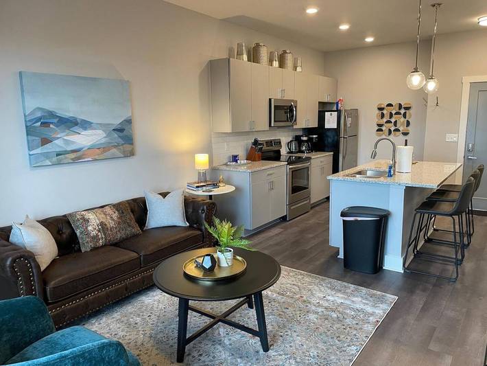Vacation rental for 2 people, with balcony and pool in Columbus