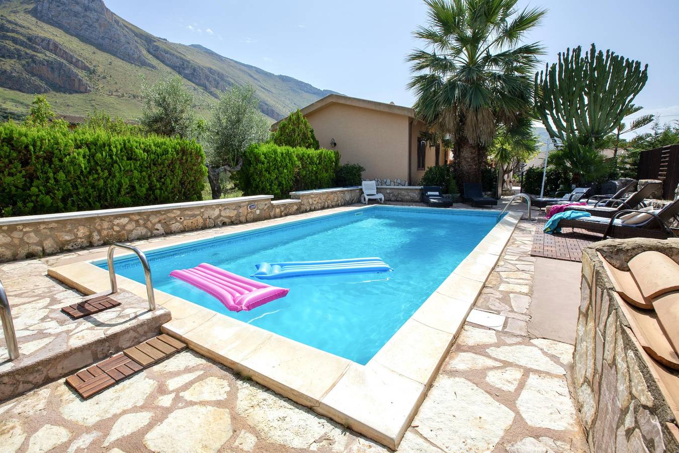 Villa Chloe - Castellammare Del ... in Castellammare del Golfo, Provincia di Trapani