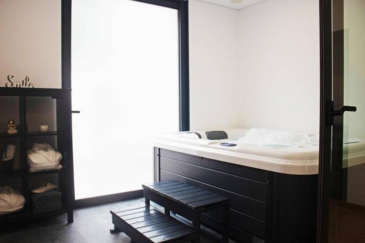 Location de vacances pour 8 personnes, avec vue et jardin à Pinhão - 3