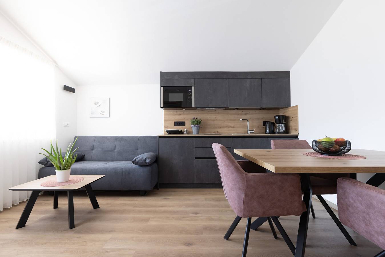 Ganze Wohnung, Ferienwohnung "Kleon 1" mit Bergblick, Gemeinschaftspool und Wlan in Riffian, Passeiertal