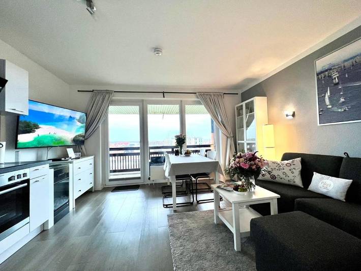 Ferienwohnung für 5 Personen, mit Balkon und Terrasse sowie Seeblick und Ausblick