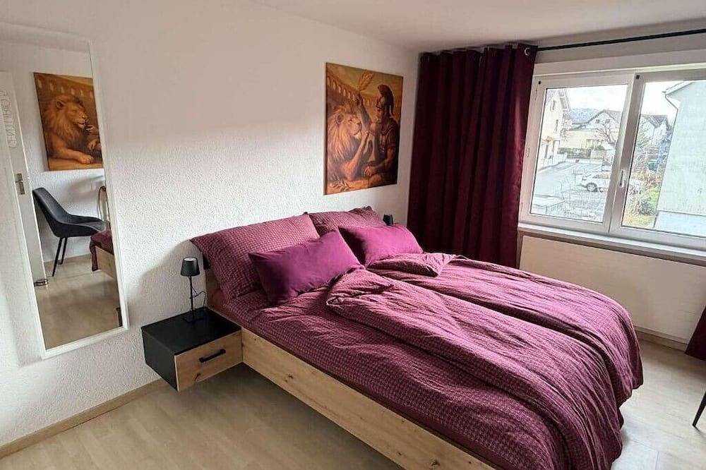 Centurio 5 :Doppelzimmer mit Balkon in Augst, Region Basel RDK