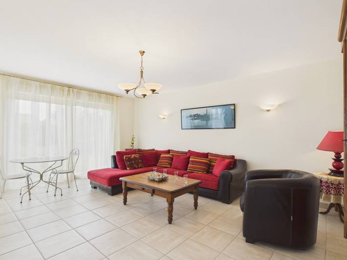 Location de vacances pour 7 personnes, avec terrasse et jardin dans Lilia - 2