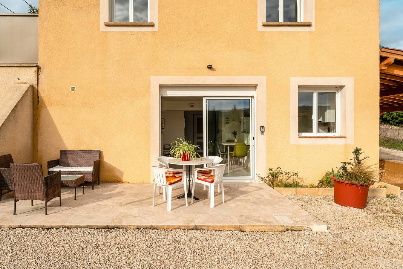 Maison de vacances « Gîte du Badassier » avec terrasse privée et Wi-Fi in Blauvac, Parc naturel régional du Mont-Ventoux