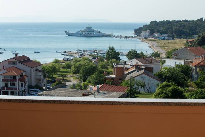Ferienwohnung für 4 Personen, mit Terrasse auf Rab