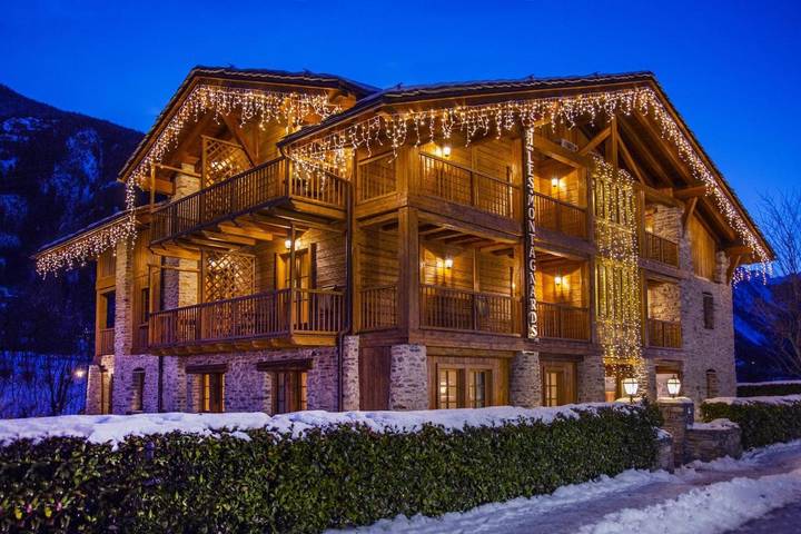 Gîte pour 4 personnes, avec jardin dans Morgex