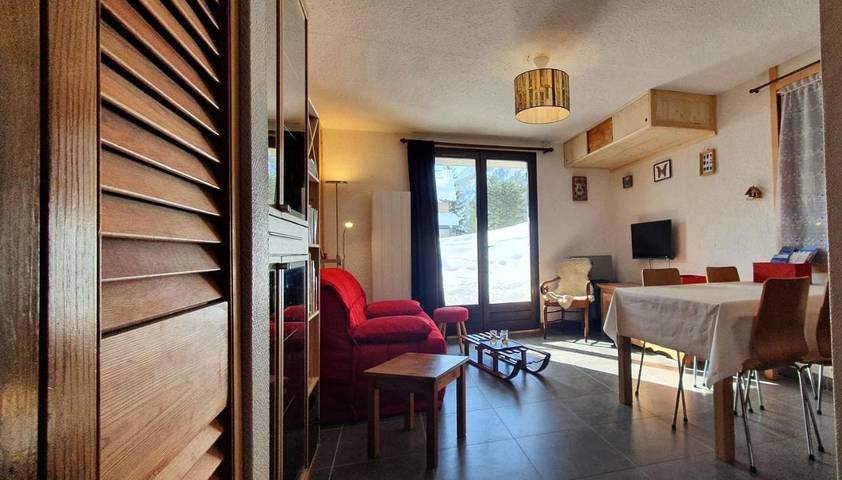 Gîte pour 5 personnes, avec vue et jardin à Val-des-Prés - 3