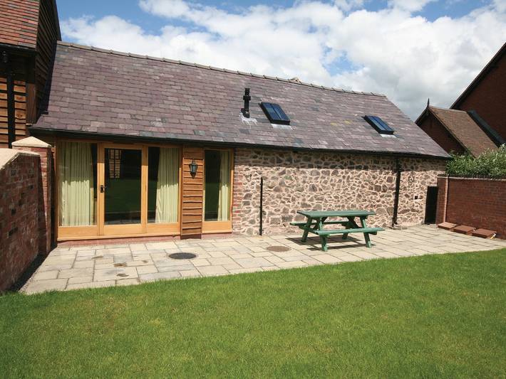 Cottage for 6 people, with garden, with pets in Shropshire Hills