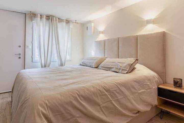 Gîte pour 2 personnes, avec jacuzzi et terrasse à Villeneuve-le-Roi