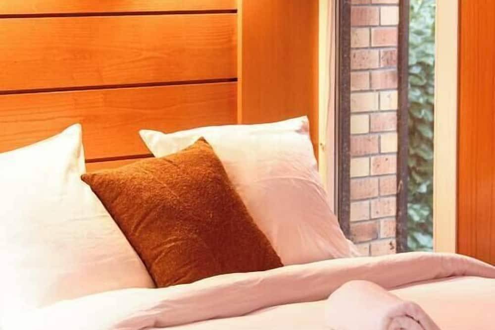 Apartamento entero, Premium Spa Chalet | Sauna & Jacuzzi | 20min Paris in Gif-sur-Yvette, Parque natural regional del Alto Valle de Chevreuse