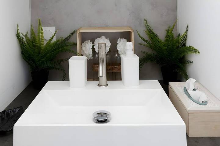 Location de vacances pour 2 personnes, avec piscine et jardin à Saint-Savin (Gironde) - 2