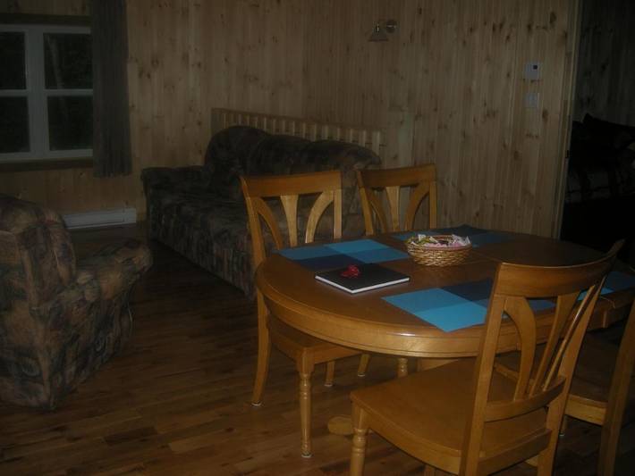 Gîte pour 4 personnes, avec balcon dans Tadoussac - 3