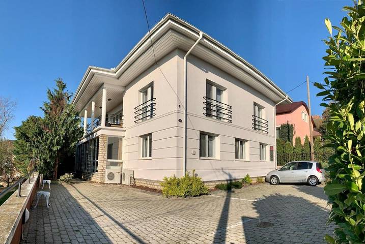Ferienwohnung für 2 Personen, mit Balkon und Terrasse sowie Whirlpool und Garten in Balatonalmadi - 2